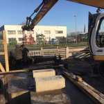 Bild 1 vom Aufbau der schweren Maschinenteile am 19. Januar 2019, um danach die Fach- und Dachstuhlarbeiten fortsetzen zu k&ouml;nnen. 